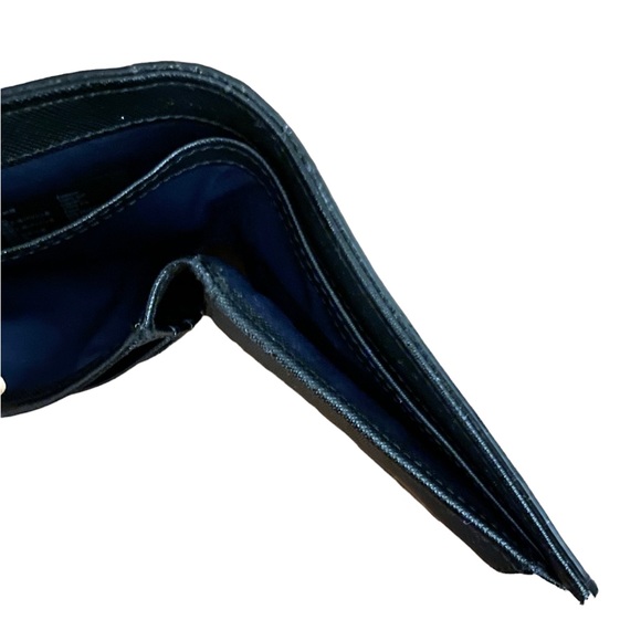 Lacoste Wallet - Picture 4 of 4